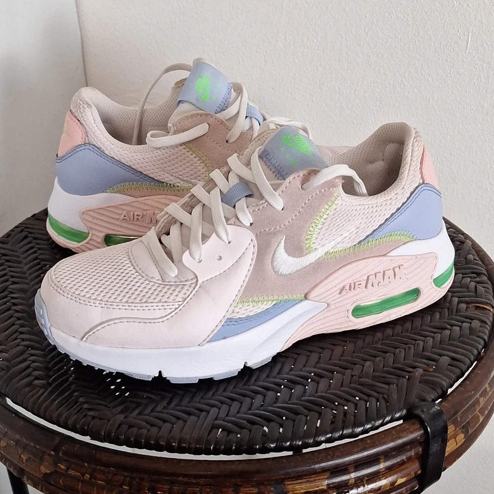 Nike Air Max Excee Pearl Pink White Bloom Rose Cobalt Bliss Women Sz 6.5